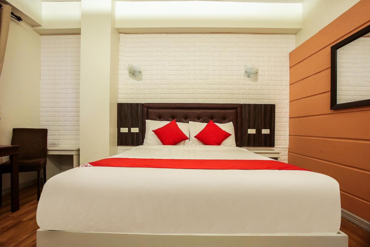 Capital O 786 Hotel T-ara Angeles Exterior foto